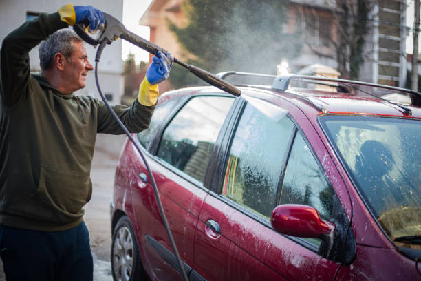 Best Commercial Building Pressure Washing  in Lewisville, WA